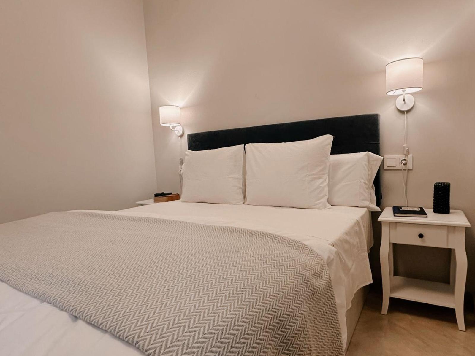 Apartamento-Pension El Trianero Junto Al Rio Seville Ngoại thất bức ảnh